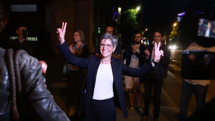 Une Sandrine Rousseau peut en cacher une autre... La militante écologiste candidate à Paris s'est retrouvée confrontée à une homonyme issue de l'ex-parti Chasse pêche nature et traditions (CPNT) au premier tour des législatives qu'elle a terminé en tête, le 12 juin 2022. (PH LAVIEILLE / MAXPPP)