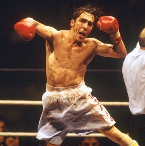 Fabrice Bénichou, ancien champion d'Europe et champion du monde de boxe poids coqs et poids plume.
 (Capture d'écran)