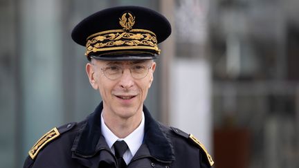 Le préfet de police de Paris, Didier Lallement, lors d'une opération de contrôle des mesures du confinement place d'Italie, le 18 mars 2020. (THOMAS SAMSON / AFP)