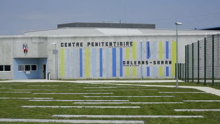 Le centre pénitentiaire Orléans-Saran le 25 juillet 2014.&nbsp; (THOMAS PADILLA / MAXPPP)