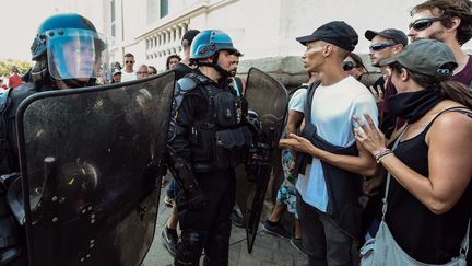 La tension a été palpable toute la journée à Nantes, lors de la manifestation pour dénoncer les violence policière samedi 3 août 2019. (JEAN-FRANCOIS MONIER / AFP)