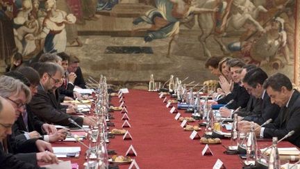 Le sommet social à l'Elysée (LIONEL BONAVENTURE / POOL / AFP)