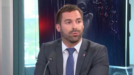 Julien Odoul (RN) dans les studios de franceinfo, le 10 mai 2022? (CAPTURE ECRAN / FRANCEINFO)