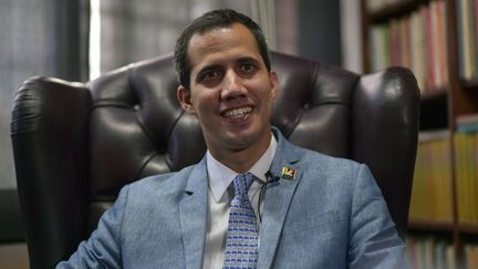 Le président auto-proclamé du Venezuela Juan Guaido, lors d'un entretien avec l'AFP à Caracas, le 8 février 2019.&nbsp; (YURI CORTEZ / AFP)