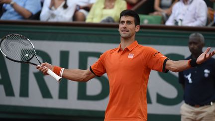 Novak Djokovic lors de sa demi-finale de Roland-Garros contre Andy Murray, le 5 juin 2015. (PASCAL GUYOT / AFP)