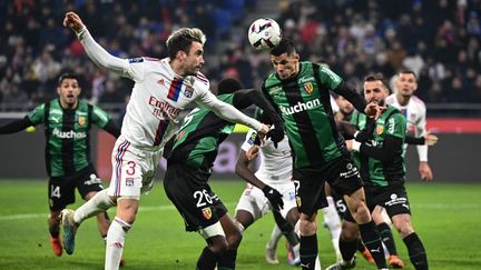 Les Lyonnais se sont imposés 2-1 à domicile contre Lens, dimanche 12 février, pour le compte de la 23e journée de Ligue 1. (OLIVIER CHASSIGNOLE / AFP)