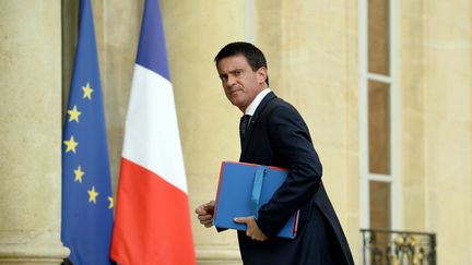 Manuel Valls à son arrivée à l'Elysée, le 27 juillet 2016. (BERTRAND GUAY / AFP)