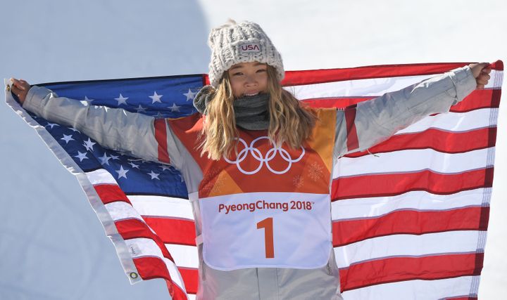 A 17 ans Chloé Kim décroche l'or en snowboard half-pipe (LOIC VENANCE / AFP)