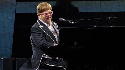 L'artiste Elton John le 29 octobre 2022 à San Antonio (Texas). (SUZANNE CORDEIRO / AFP)