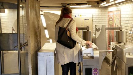  (Douze engagements du gouvernement pour lutter contre le harcèlement dans les transports en commun © MaxPPP)