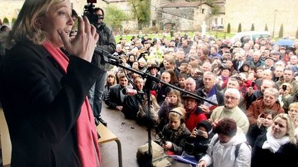 Marine Le Pen à Brachay (Haute-Marne) (FRANCOIS NASCIMBENI / AFP)