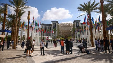 Le centre d'exposition de Dubaï (Emirats arabes unis) qui accueille la COP28, le 30 novembre 203. (BEATA ZAWRZEL / NURPHOTO / AFP)