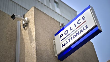 Deux corps retrouvés dans un appartement, des impacts de balle dans la tête en Isère