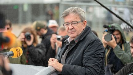 Jean-Luc Mélenchon, le 10 septembre 2022, lors de la Fête de L'Humanité, au Plessis-Pâté (Essonne). (STEPHANE MOUCHMOUCHE / HANS LUCAS / AFP)