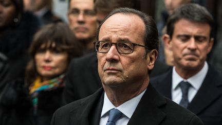 Le président François Hollande, le 13 novembre 2016 à Paris, lors de la commémoration des attentats de novembre 2015. (CHRISTOPHE PETIT TESSON / AFP)