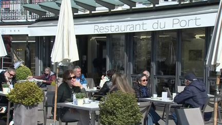 Suisse : une réouverture des bars, restaurants et cinémas sous le signe de la joie