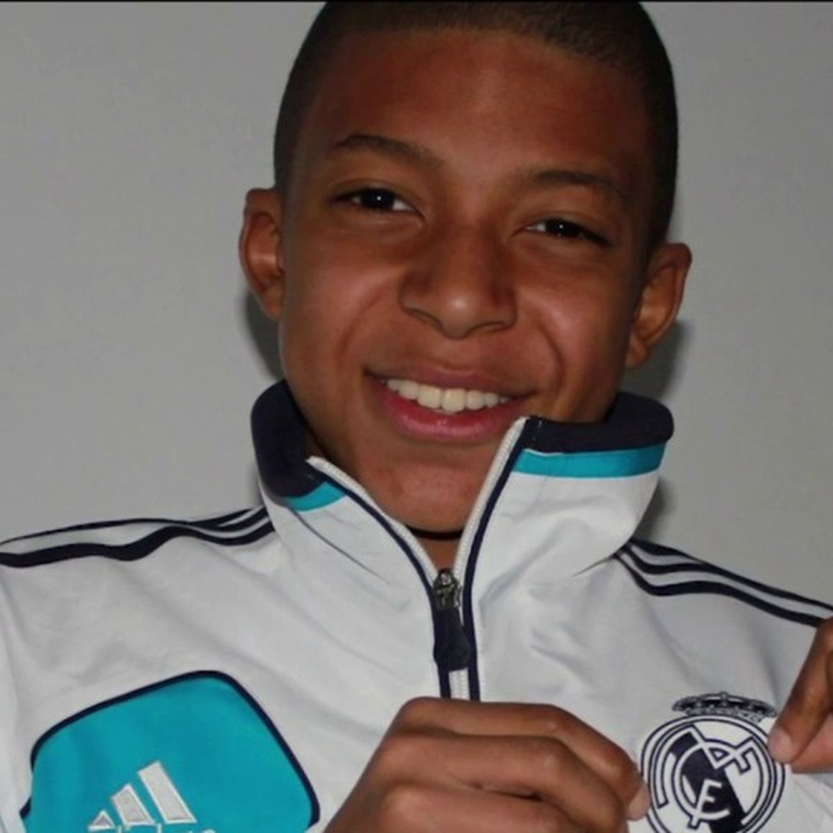 Cramp s mbappe orders enfant