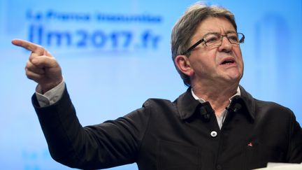 Jean-Luc Mélenchon, candidat de La France insoumise à l'élection présidentielle, en meeting au palais des congrès du Mans (Sarthe), le 11 janvier 2017.&nbsp; (ROMAIN BEURRIER / REA)