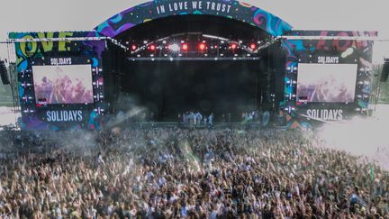 Scène et public de Solidays, le 24 juin 2018 (AFP)