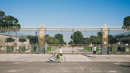 L'entrée de la Grande Allée des Tuileries Place de la Concorde. (SANDRINE MULAS / HANS LUCAS)