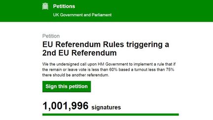 Capture d'écran du site du Parlement britannique qui met en ligne la pétition en faveur d'un nouveau référendum sur le Brexit.&nbsp; (FRANCETV INFO)