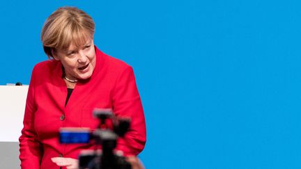 Quand Angela Merkel découvre l'existence d'une caméra à 360 degrés