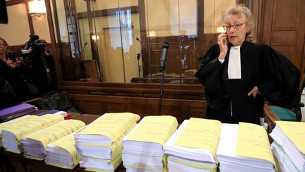 Dossiers pour le procés Françis Heaulme devant la cour d'assises de Moselle à Metz, avec Maître Liliane Glock, avocate de Françis Heaulme, le 25 avril 2017. (PASCAL BROCARD)