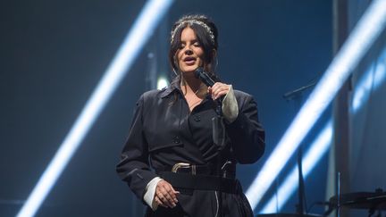 La chanteuse américaine Lana Del Rey au festival de Glastonbury en Angleterre, le 24 juin 2023. (JOSEPH OKPAKO / WIREIMAGE)