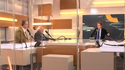 Le journaliste et écrivain André Bercoff sur franceinfo, le 20 février. (RADIO FRANCE)