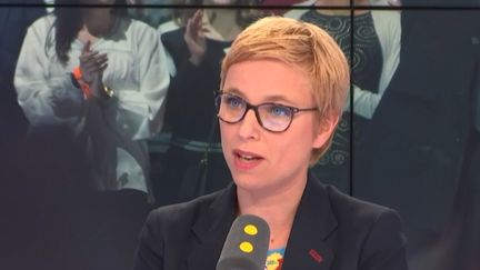 Clémentine Autain, députée de La France insoumise invitée de franceinfo jeudi 7 juin 2018. (RADIO FRANCE / FRANCE INFO)