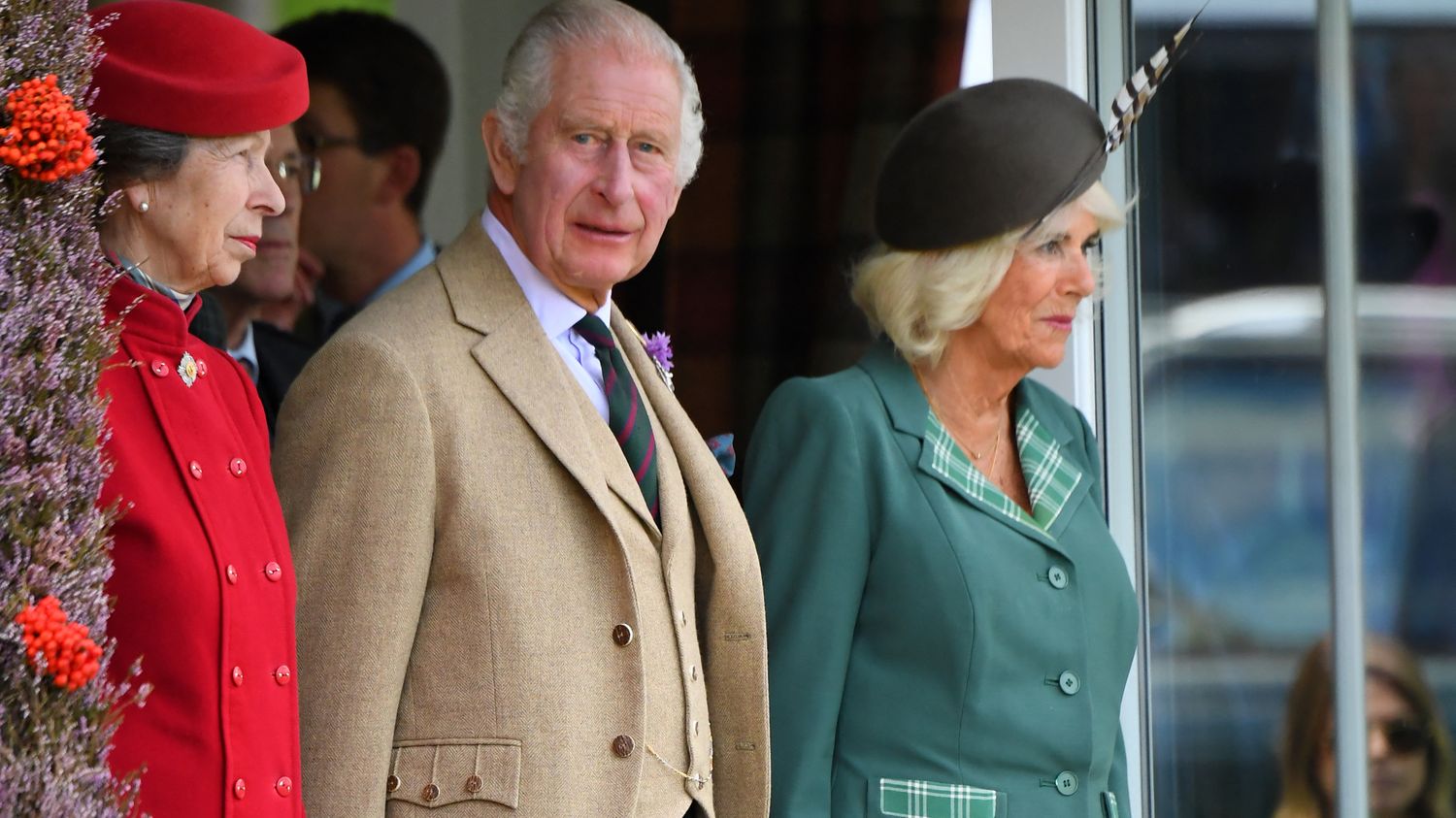 Charles III rend hommage à Elizabeth II un an après sa mort