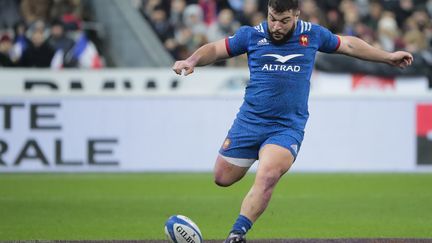 Le Français Rabah Slimani lors du match&nbsp;face à l'Irlande dans le Tournoi des six nations, le 3 février 2018, au&nbsp;Stade de la France (Saint-Denis).&nbsp;   (STEPHANE ALLAMAN/STEPHANE ALLAMAN)