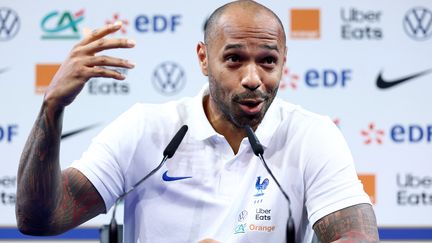 Thierry Henry lors d'une conférence de presse de l'équipe de France Espoirs, le 4 septembre 2023. (FRANCK FIFE / AFP)