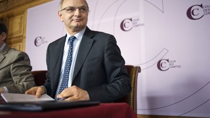 Didier Migault, Premier président de la Cour des Comptes, lors de la remise du rapport, le 17/2/11 (AFP/Fred Dufour)