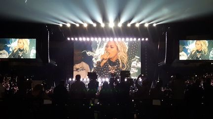 La chanteuse Beyoncé en concert gratuit à Cleveland dans l'Ohio le 4 novembre 2016 pour soutenir Hillary Clinton. (FRANCEINFO / SANDRINE ETOA-ANDEGUE)