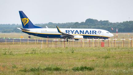 Un avion Ryanair à&nbsp;Eindhoven aux Pays-Bas, le 25 juillet 2019. (NICOLAS ECONOMOU / NURPHOTO)