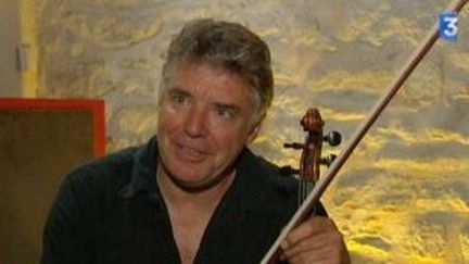 Jazz à Vannes 2010: Interview de Didier Lockwood
 (Culturebox)