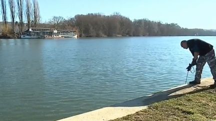 Essonne : quand des pêcheurs de métal nettoient la Seine