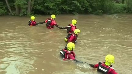 Lycéen disparu à Beauvais : les recherches continuent (France 2)