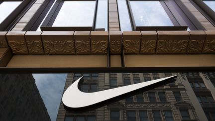 Un magasin Nike à New York. (DREW ANGERER / GETTY IMAGES NORTH AMERICA)