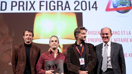 Remise du grand prix Figra au documentaire "L'argent, le sang et la démocratie - A propos de l'affaire Karachi", de Jean-Christophe Klozt et Fabrice Arfi, le 30 mars 2014
 (MP/FIGRA)