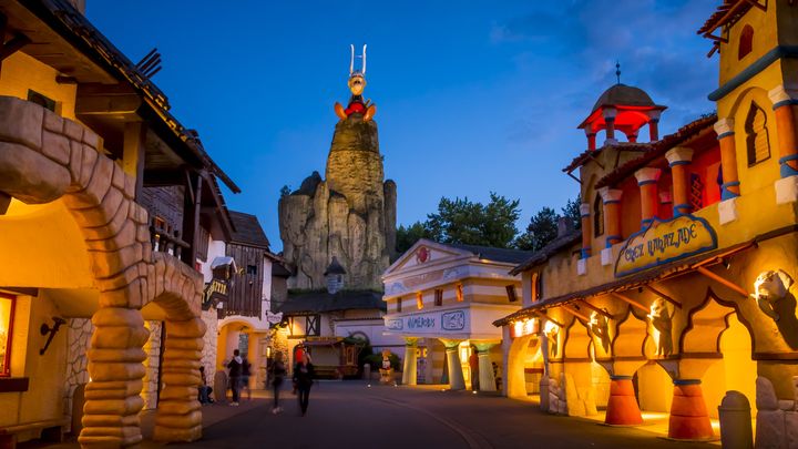 Depuis une dizaine d'années, le parc Astérix opte pour une stratégie d'allongement de son calendrier d'ouverture en proposant des "saisons". (PARC ASTERIX / SYLVAIN CAMBON)