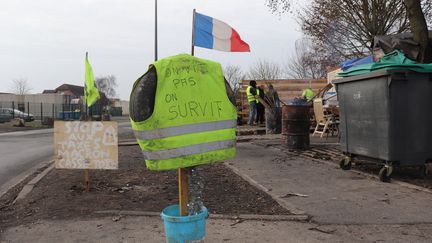 Des "gilets jaunes" mobilisés à&nbsp;Saint-Laurent-Blangy (Pas-de-Calais), le&nbsp;15 décembre 2018 (illustration). (FRANÇOIS CORTADE / RADIO FRANCE)