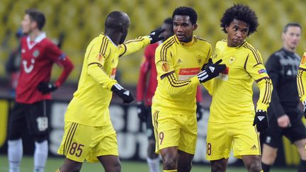 Les joueurs de l'Anzhi, le Fran&ccedil;ais Lassana Diarra, le Camerounais Samuel Eto'o et le Br&eacute;silien Willian, le 14 f&eacute;fvrier 2013 &agrave; Moscou (Russie). (ALEXANDER NEMENOV / AFP)