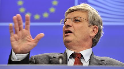 Tonio Borg, le commissaire europ&eacute;en &agrave; la Sant&eacute;, le 6 novembre 2013.&nbsp; (GEORGES GOBET / AFP)