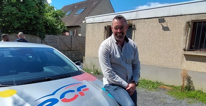 Vitesse, comportement sur la route, mauvaises habitudes :&nbsp;ce&nbsp;centre organise des formations d'éco-conduite toutes les deux semaines, avec Jean-François Laporte. (BENJAMIN ILLY / RADIO FRANCE)