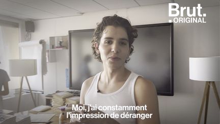 VIDEO. Un jour avec le youtubeur Sulivan Gwed à la Fashion Week (BRUT)