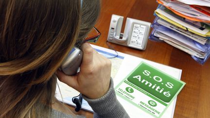 SOS Amiti&eacute; a re&ccedil;u 709 000 appels en 2011, soit 7% de plus qu'en 2010. (CHRISTOPHE LEHENAFF / PHOTONONSTOP / AFP)