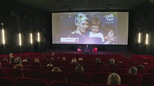 "Les années Super 8", le documentaire co-réalisé par Annie Ernaux et son fils David Ernaux-Briot était projeté dans le cadre des Rencontres des cinémas d'Europe à Aubenas (Ardèche) (France 3 Aura)