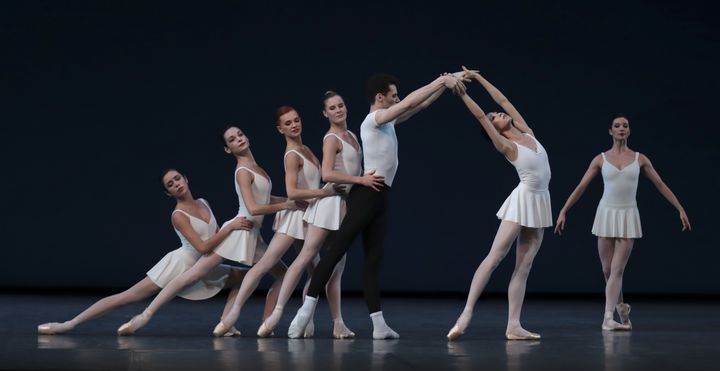 "Concerto Barocco" de George Balanchine le 30 janvier 2020 à l'Opéra Bastille. (SVETLANA LOBOFF)